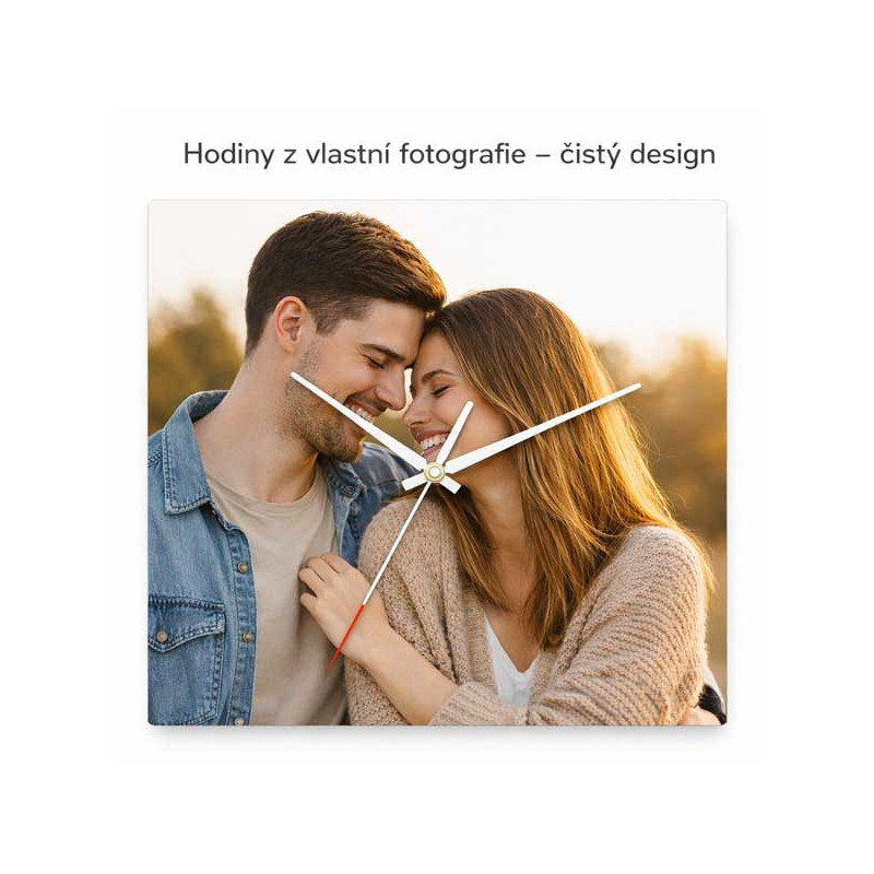 Hodiny z vlastní fotografie – čistý design