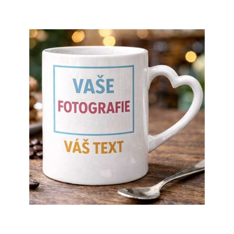 Hrnek s vlastním potiskem – ucho ve tvaru srdce